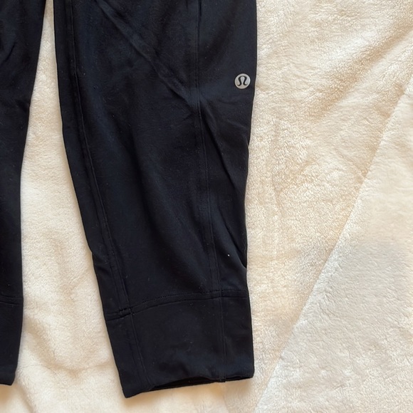 LULULEMON Align Yoga Pants - Picture 5 of 9